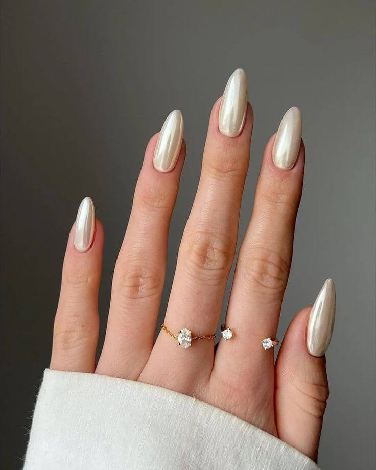 Vanilla Chrome Nail Manicure