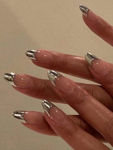 Silver metallic Nails
